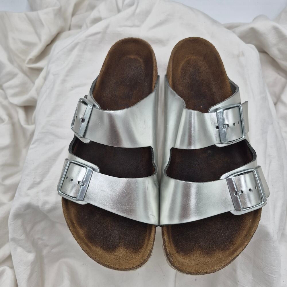 Birkenstock Arizona Sandals soft footbed leather Silver size 39 US 8-8.5